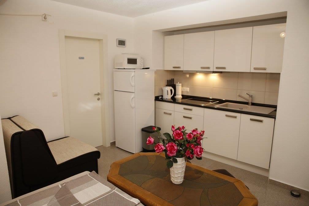 Apartments Simic Водице Экстерьер фото